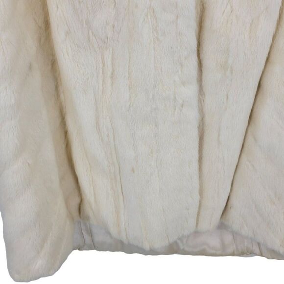 Vintage Rabbit Fur Cape Stowe Poncho Vanilla M Big Shoulder Native American - Picture 14 of 16